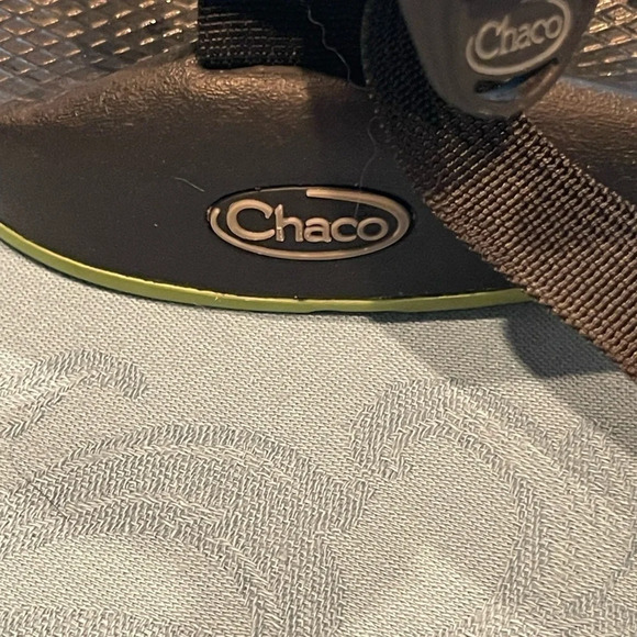 Chaco shoes - Picture 3 of 4